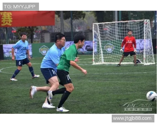 巴西足球明星的魅力与风采展现了美丽与激情的完美结合